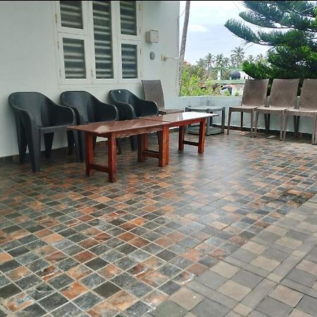 Sun N Tan Beach Home Stay Cananor Exterior foto