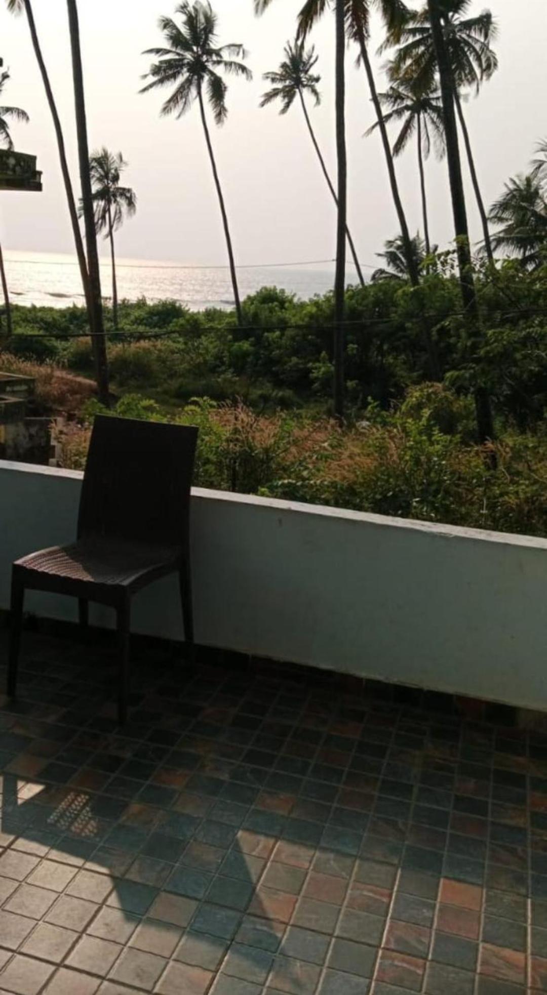 Sun N Tan Beach Home Stay Cananor Exterior foto